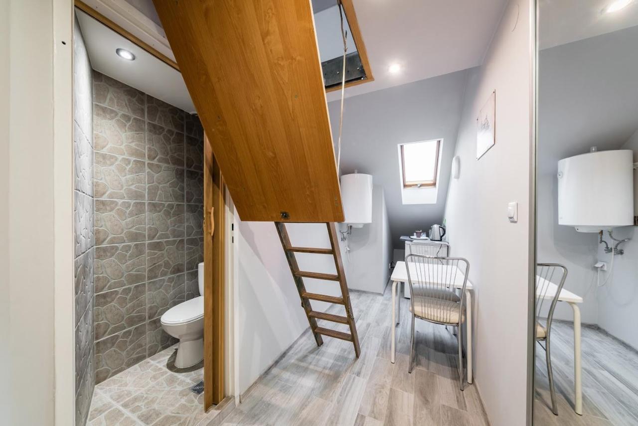 Hugo Apartment *